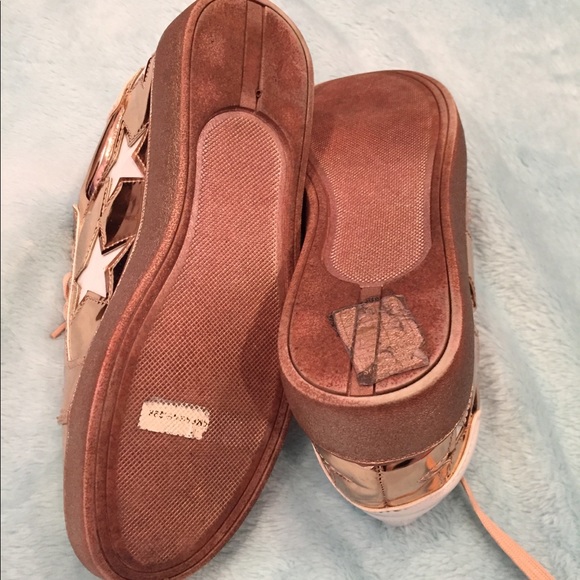 Via Pinky Rose Gold Metallic sneakers size 5.5 - Picture 5 of 5